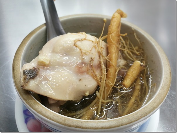 steam-soup09_thumb 新竹-源味燉品屋 魯肉飯依舊好吃燉品更是冬天暖身良品