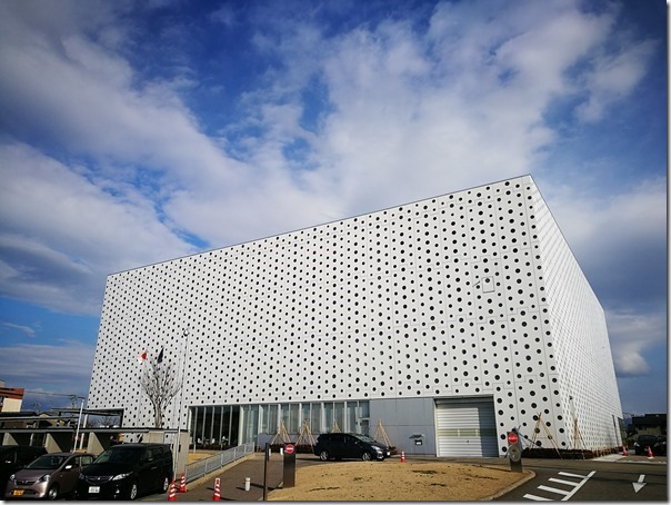 umimirai01_thumb Kanazawa-金澤海みらい(海未來)圖書館 美感內涵兼具品味古都的圖書館