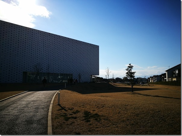 umimirai02_thumb Kanazawa-金澤海みらい(海未來)圖書館 美感內涵兼具品味古都的圖書館