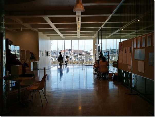 umimirai08_thumb Kanazawa-金澤海みらい(海未來)圖書館 美感內涵兼具品味古都的圖書館