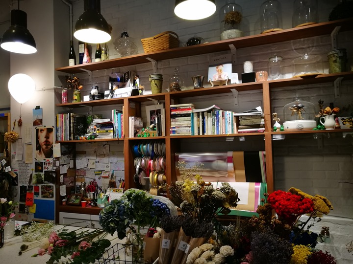 IMG_20170704_153700 大安-Very Good Cafe輕鬆舒適拈花惹草的咖啡空間