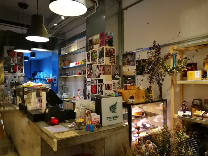 IMG_20170704_153720 大安-Very Good Cafe輕鬆舒適拈花惹草的咖啡空間
