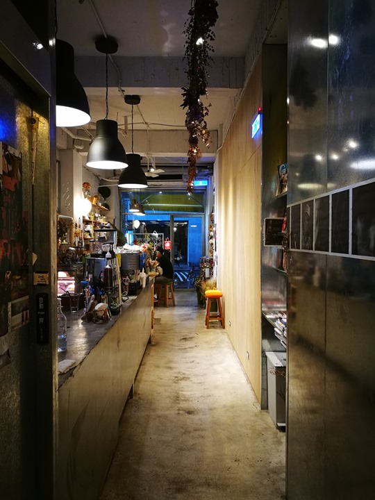 IMG_20170704_164139 大安-Very Good Cafe輕鬆舒適拈花惹草的咖啡空間