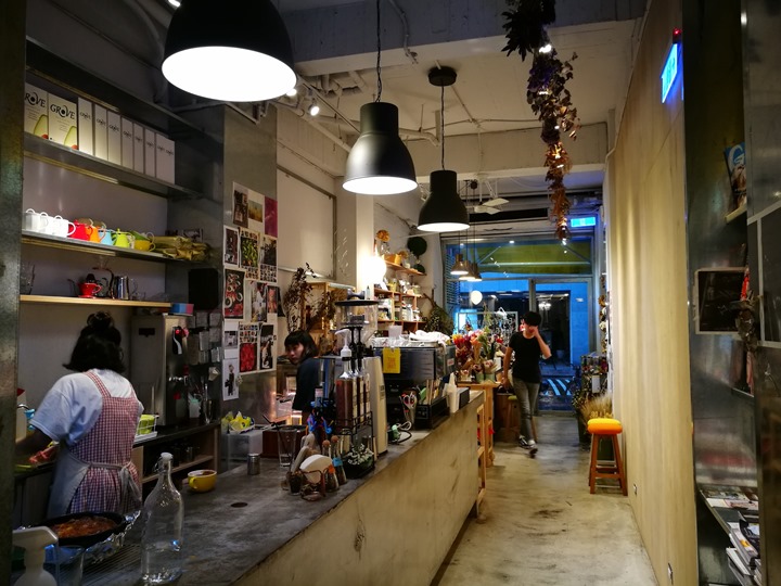 IMG_20170704_164255 大安-Very Good Cafe輕鬆舒適拈花惹草的咖啡空間