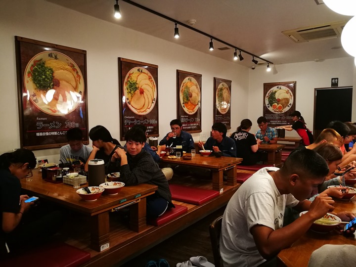 dambolamen08 Okinawa-暖暮拉麵(名護店)九州豚骨拉麵名店 一蘭一風堂也不是對手的好味道