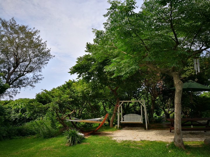 fuucafe21 Okinawa-沖繩瀨底島 綠樹環繞的隱藏版咖啡廳 Fuu Cafe自家咖啡搭配美味披薩與漢堡