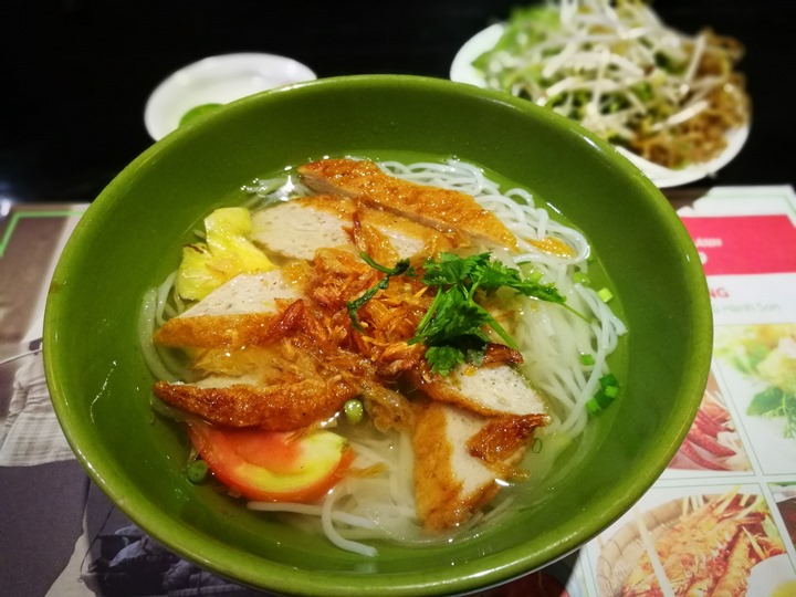 ganh08 HoChiMinh-Gánh胡志明正宗越南餐廳 燈光美氣氛佳食物普通而已 哈