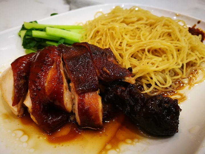 hawkerchan07 中正-了凡香港油雞 來自怡保發光在新加坡的香港油雞叉燒小店 米其林一星