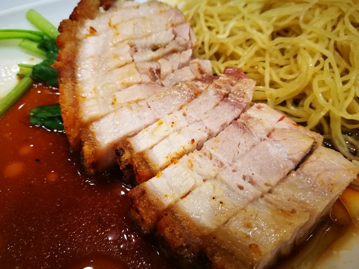 hawkerchan11 中正-了凡香港油雞 來自怡保發光在新加坡的香港油雞叉燒小店 米其林一星