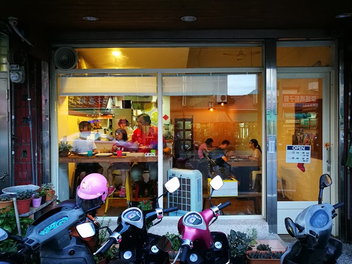 新竹-橄欖樹 有堅持有個性 義大利麵好吃