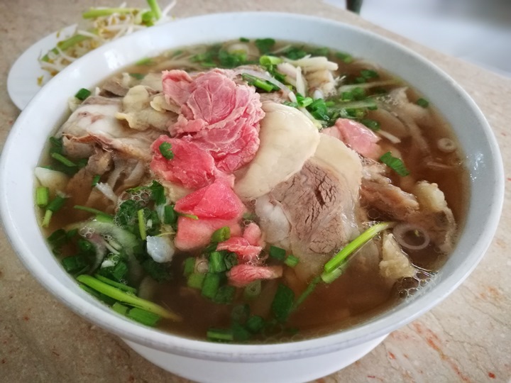 pho-go5 HoChiMinh-Pho Go Rach Gia來越南必吃河粉之一 粉紅教堂旁的小店