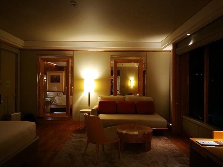 ritzcarltonsigapore001112 Singapore-Ritz Carlton心滿意足的五星級飯店 新加坡最常住的飯店之一