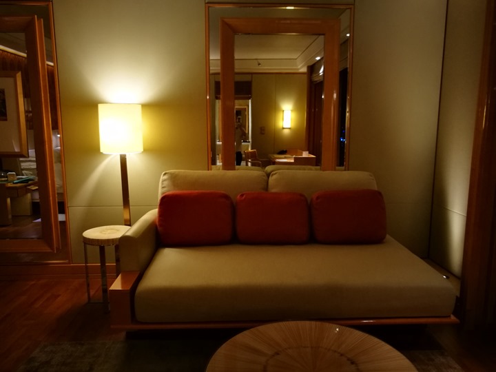 ritzcarltonsigapore001113 Singapore-Ritz Carlton心滿意足的五星級飯店 新加坡最常住的飯店之一