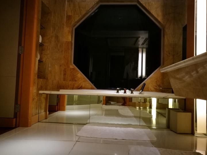 ritzcarltonsigapore001118 Singapore-Ritz Carlton心滿意足的五星級飯店 新加坡最常住的飯店之一