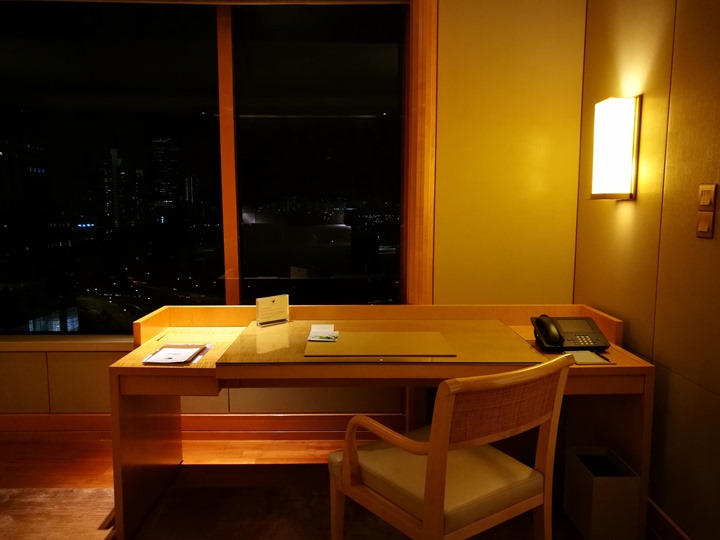 ritzcarltonsigapore001123 Singapore-Ritz Carlton心滿意足的五星級飯店 新加坡最常住的飯店之一