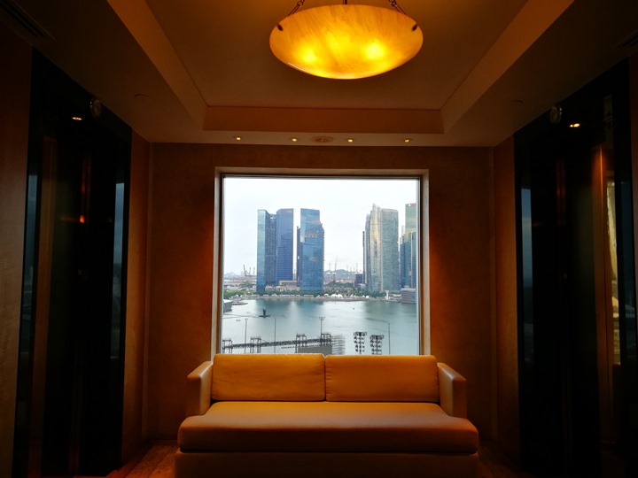 ritzcarltonsigapore001136 Singapore-Ritz Carlton心滿意足的五星級飯店 新加坡最常住的飯店之一