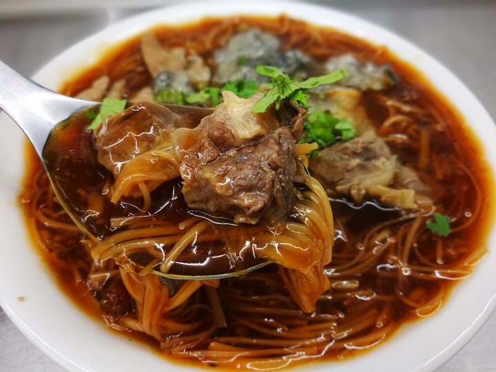 sanfu0109 竹北-三福麵線 可以正餐也可以宵夜的大腸蚵仔牛肉麵線