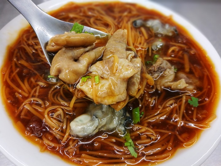 sanfu0111 竹北-三福麵線 可以正餐也可以宵夜的大腸蚵仔牛肉麵線