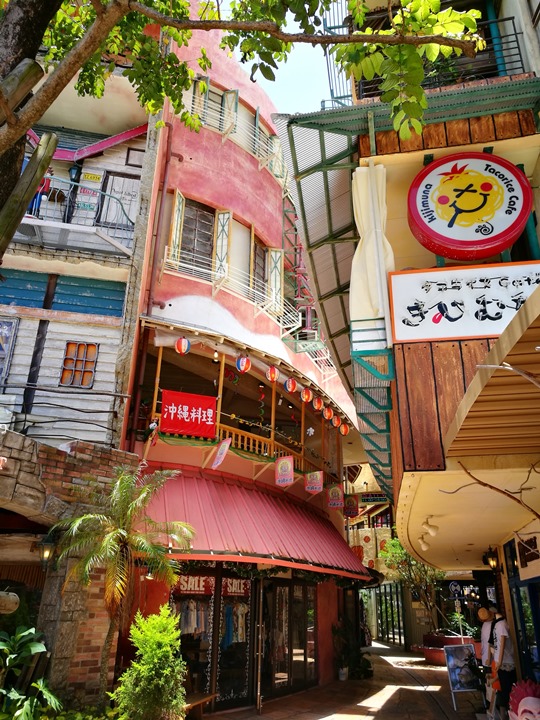 Okinawa-きじむな Taco Rice琉球美國村 融合墨西哥與日本的創意料理 塔可飯