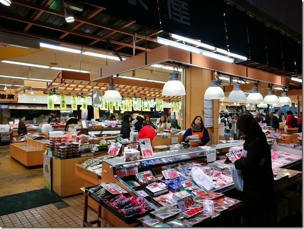 Omicho22_thumb Kanazawa-金澤近江町市場好逛好吃/刺身屋鰻魚香甜好滿足