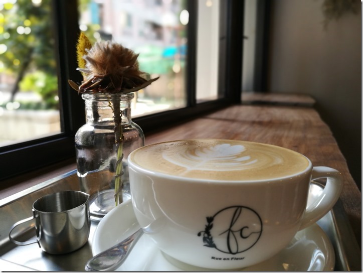 flowercoffee3_thumb 中壢-花間小路