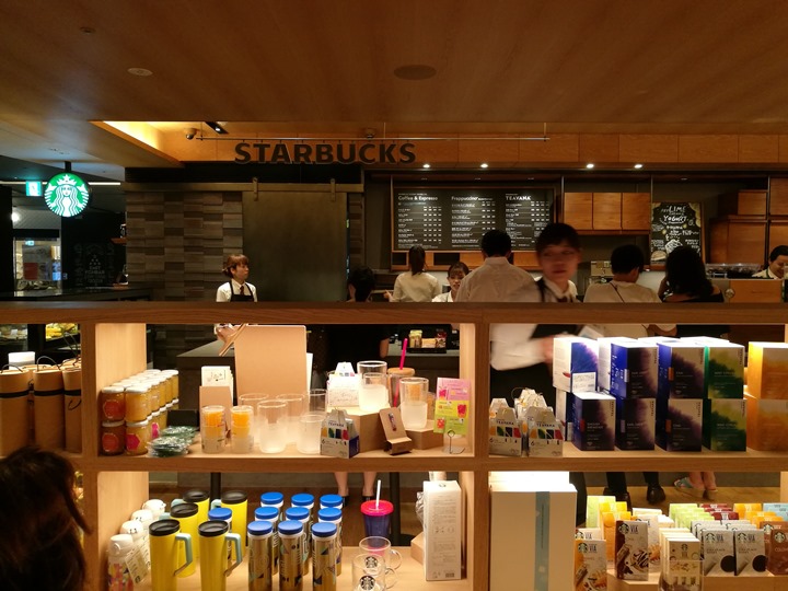 gsixtsutaya23 Ginza-銀座最新購物商場 GSIX櫃櫃都美 蔦屋書店 始終美麗的設計書店