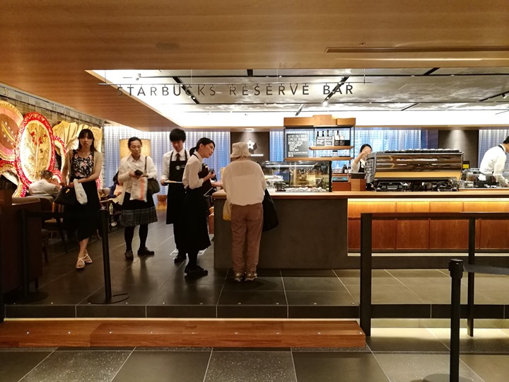 gsixtsutaya26 Ginza-銀座最新購物商場 GSIX櫃櫃都美 蔦屋書店 始終美麗的設計書店