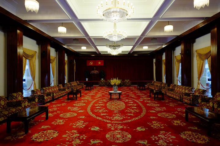 independancepalace070114 HoChiMinh-獨立宮 歷史意義大過建築之美的胡志明必訪景點