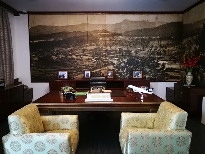 independancepalace070125 HoChiMinh-獨立宮 歷史意義大過建築之美的胡志明必訪景點