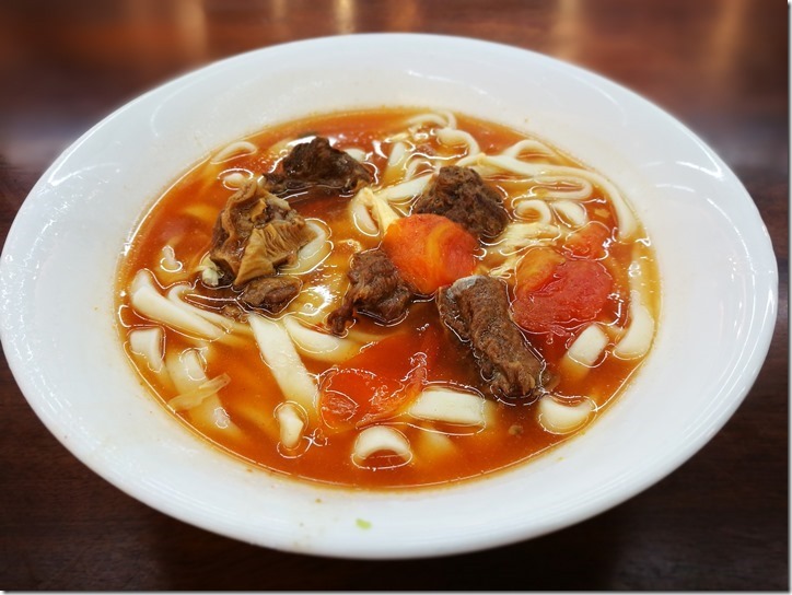 tomotonoodles4_thumb 新竹-東家麵食番茄牛腩麵 湯純肉嫩