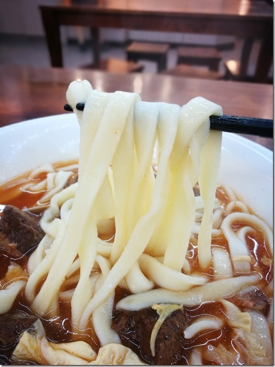 tomotonoodles6_thumb 新竹-東家麵食番茄牛腩麵 湯純肉嫩