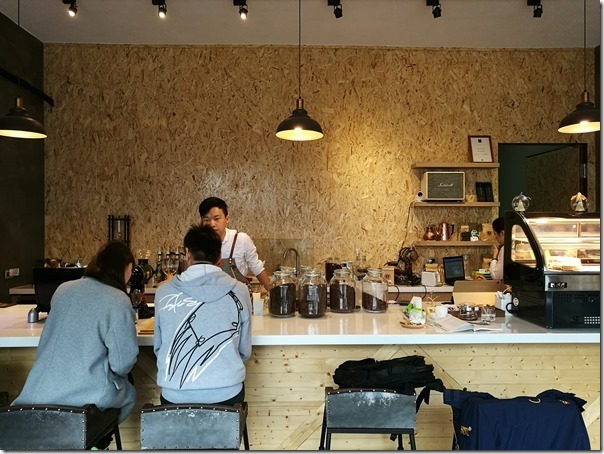 zcafechungli02_thumb 中壢-Z Cafe不起眼的小店裡的滿室的咖啡香