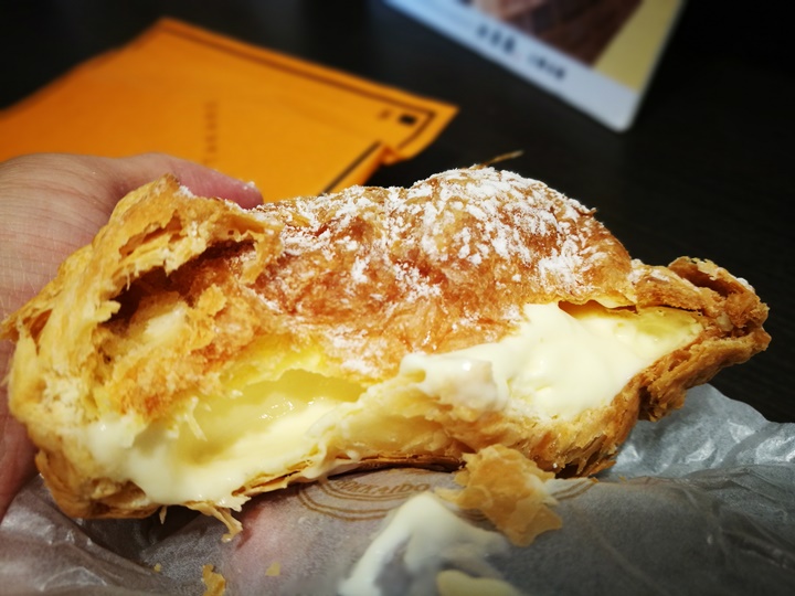 kitakaro7 Otaru-小樽北菓樓 夢不思議泡芙 香醇綿密細緻超好吃