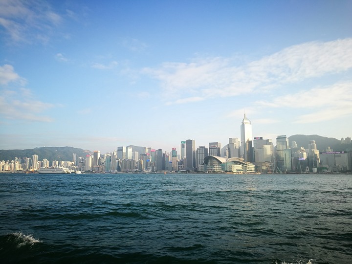 starferry08 HK-天星小輪 承載港人來往兩岸 欣賞維多利亞港美景