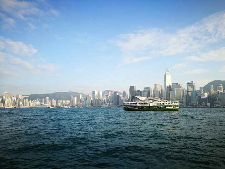 starferry09 HK-天星小輪 承載港人來往兩岸 欣賞維多利亞港美景