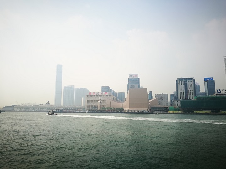 starferry16 HK-天星小輪 承載港人來往兩岸 欣賞維多利亞港美景