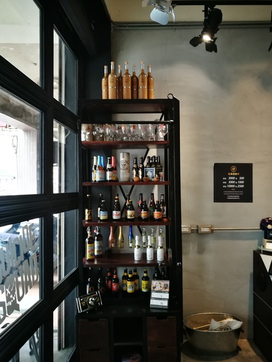 twoha06 桃園-二哈咖啡 小巷內超級英雄陪你一起喝咖啡