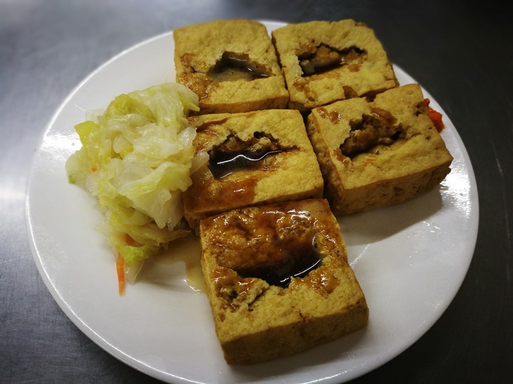 jimjia6 新竹-金佳脆皮臭豆腐 豆腐酥香脆 泡菜爽口