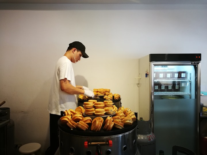 sometimes06 松山-有時候 紅豆餅 舒適空間小吃升級 吃紅豆餅也要優雅