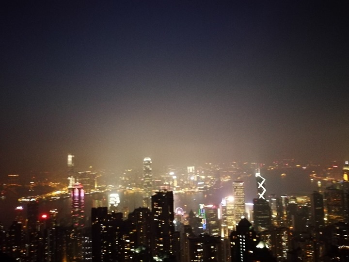 thepeak24 HK-擁擠的太平山The Peak 太平山夜景香港城市的擁擠