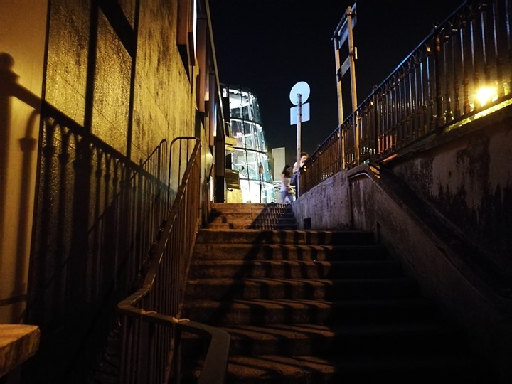 thepeak29 HK-擁擠的太平山The Peak 太平山夜景香港城市的擁擠