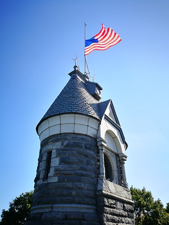 centralpark21 New York-果真大蘋果之紐約真好玩 中央公園 躺著曬太陽也愜意的好所在