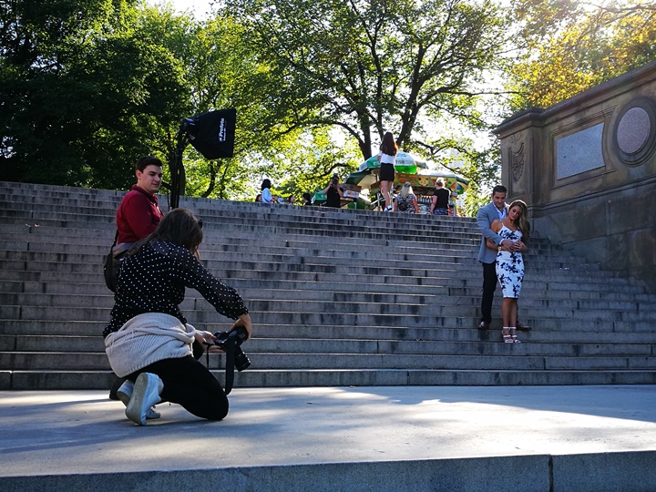 centralpark33 New York-果真大蘋果之紐約真好玩 中央公園 躺著曬太陽也愜意的好所在