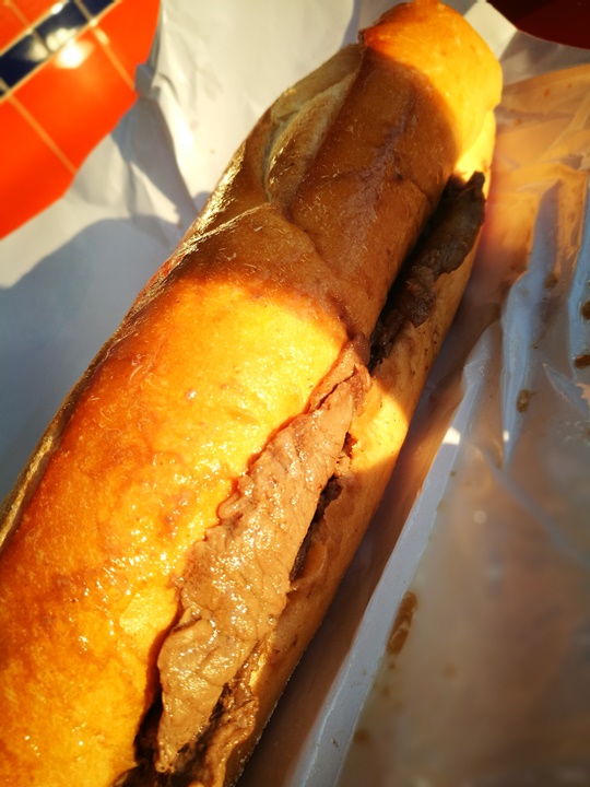 cheesestakes15 Philadelphia-費城特色小吃Cheesestake大比拚 Pat's King of Steaks VS. Geno's Stakes超飽足