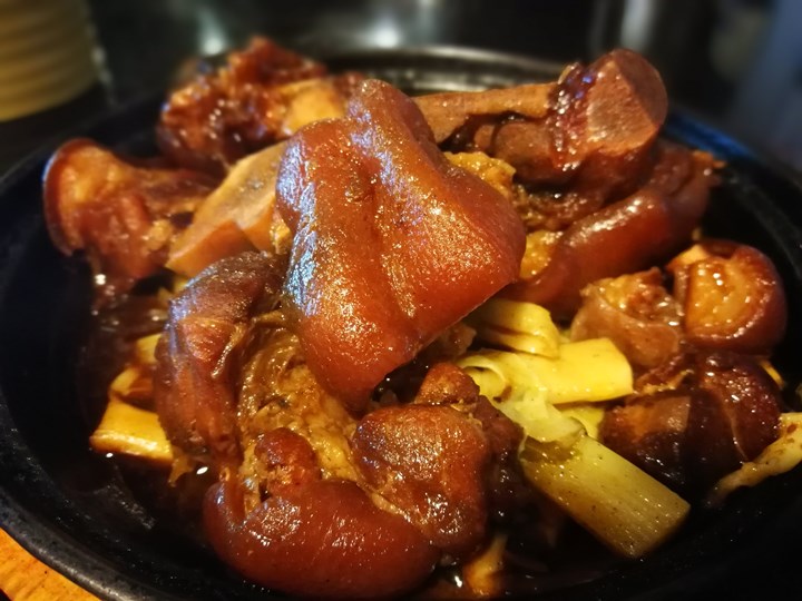 culturecity 竹北-文化城牛肉麵 以豬之名