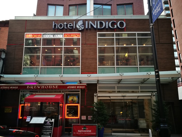 indigobrooklyn1 New York-果真大蘋果之紐約真好玩 Hotel Indigo Brooklyn好舊好沒特色的Indigo  