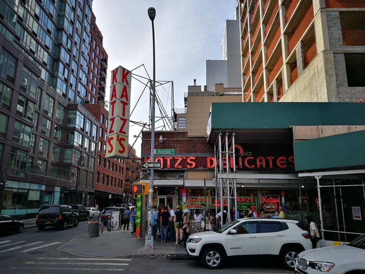 katzs03 New York-果真大蘋果之紐約真好玩 最好吃的燻牛肉三明治Katz's Delicatessen