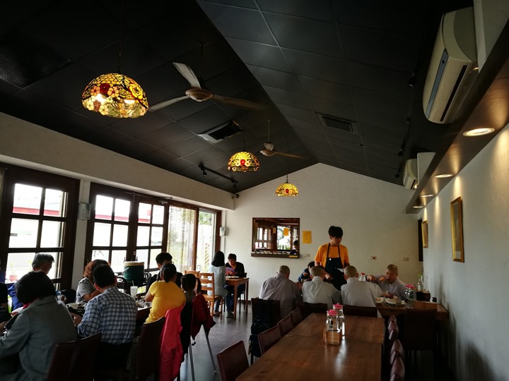 sidewalk04 中壢-人行道蔬食 沒有肉也美味 中大後門原來美食很多