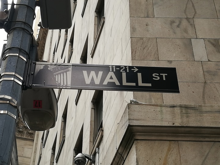 New York-紐約真好玩之華爾街的金融遊戲/帶領股市向上的金牛/無所謂的無畏女孩