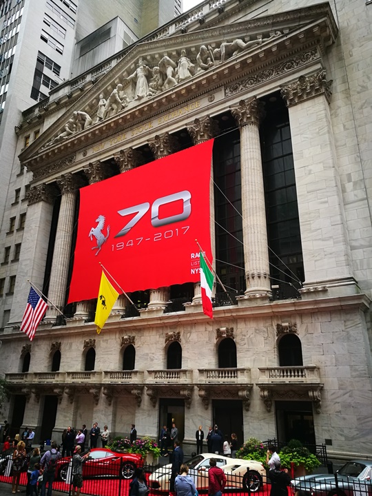 wallstreet2305 New York-紐約真好玩之華爾街的金融遊戲/帶領股市向上的金牛/無所謂的無畏女孩